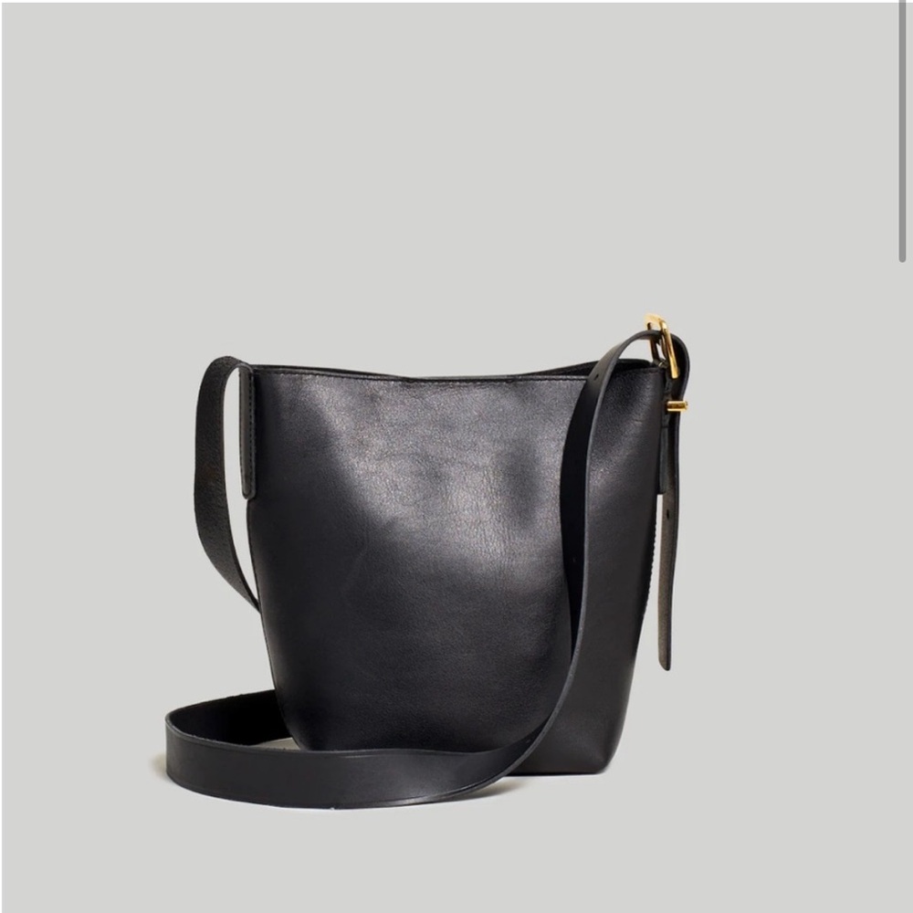 NWT Madewell The Essential Mini Black Bucket Tote